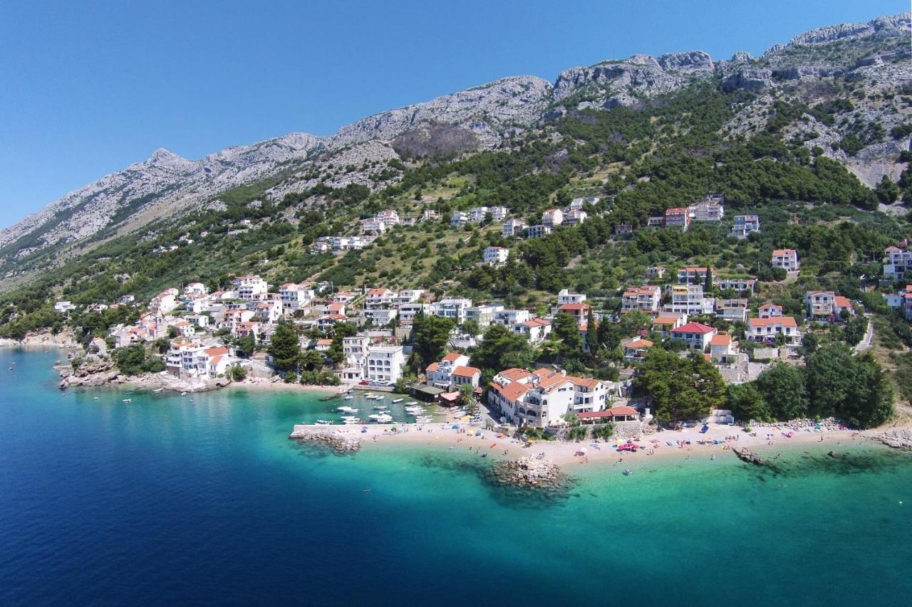 Apartments By The Sea Pisak, Omis - 2802 エクステリア 写真