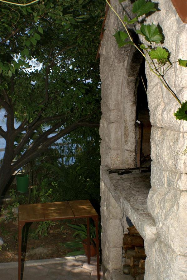 Apartments By The Sea Pisak, Omis - 2802 エクステリア 写真