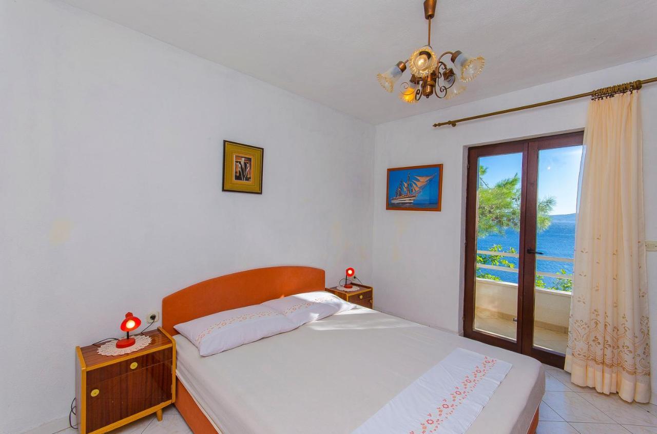 Apartments By The Sea Pisak, Omis - 2802 エクステリア 写真
